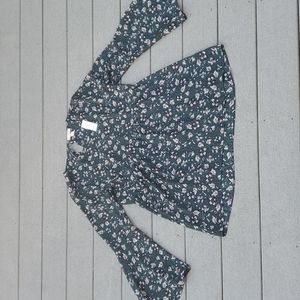 NWT Loft Floral Bell Sleeve Peplum Top